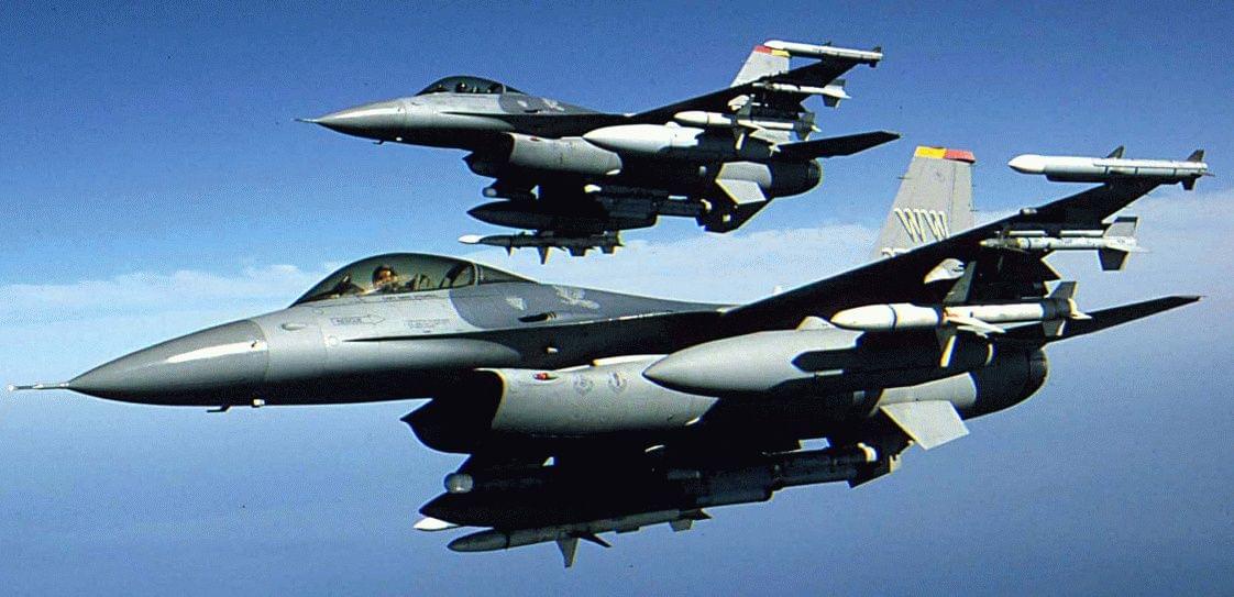 揭秘F-16战斗机价格背后的因素与真相