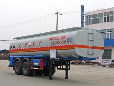 化工液体运输车，现代化工物流核心要素的关键角色