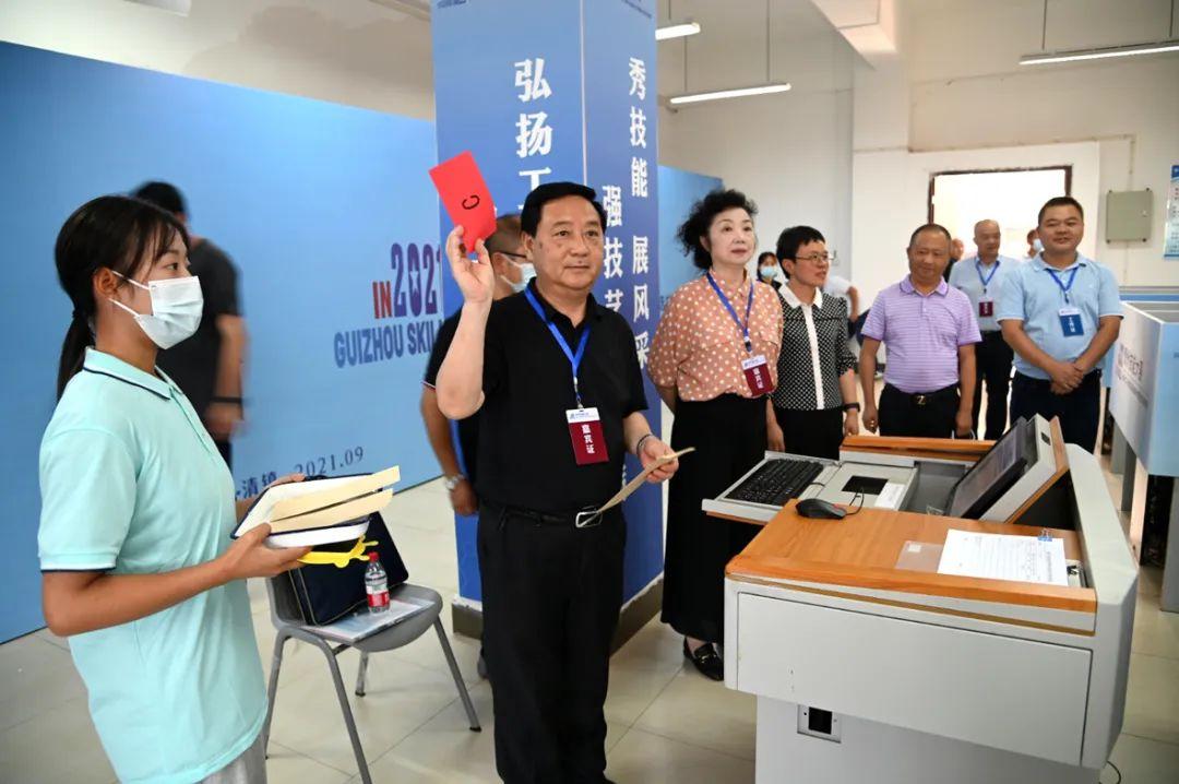 换轮胎，一次生活中的重要技能实践